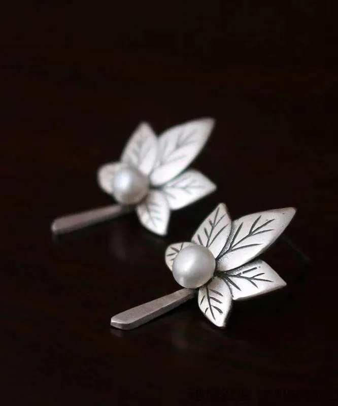 Chic Vintage Silver Maple Leaf Nail Bead Stud Earrings LY9147