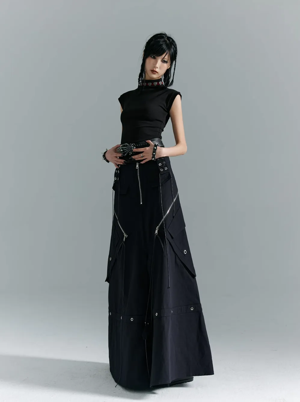 Frustration Garden Gothic Cargo Maxi Skirt - Black Floor-Length with Zipper Details and Multiple Pockets