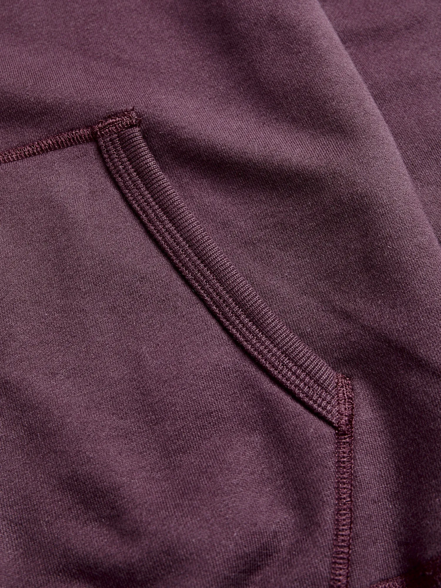 Pullover Hoodie in Oxblood