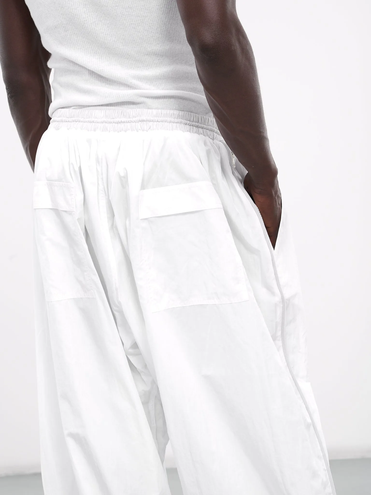 Reebok Track Pants (RMCJ00AC99-WHITE)